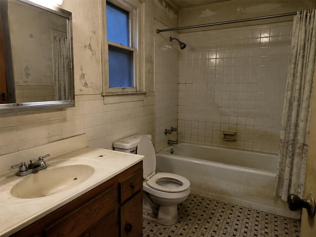 Antes: Baño principal en Union, NJ